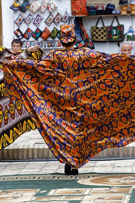 Défilé de mode, concert, danses-004